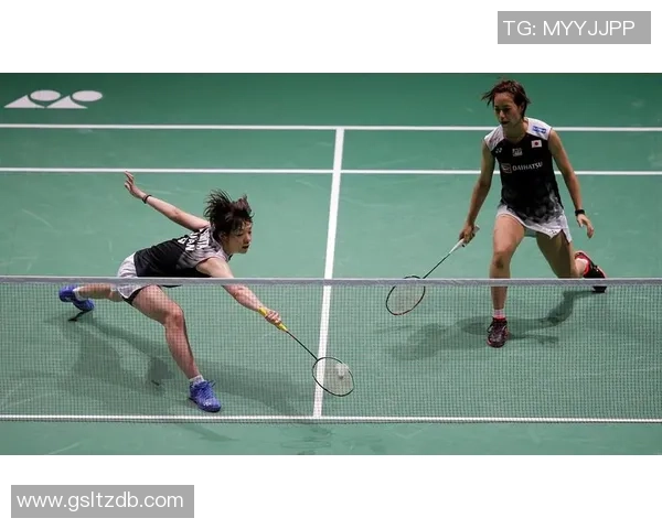 对话王娜:回顾羽毛球生涯的辉煌与挑战之路 对话王娜:回顾羽毛球生涯的辉煌与挑战之路