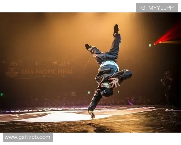 杭州街舞队在世界攀岩锦标赛中的精彩表现与比赛经验分析