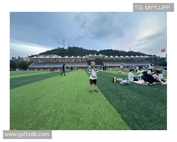 重庆飞盘队在极限运动世界杯中的蜕变与成长之路 重庆飞盘队在极限运动世界杯中的蜕变与成长之路